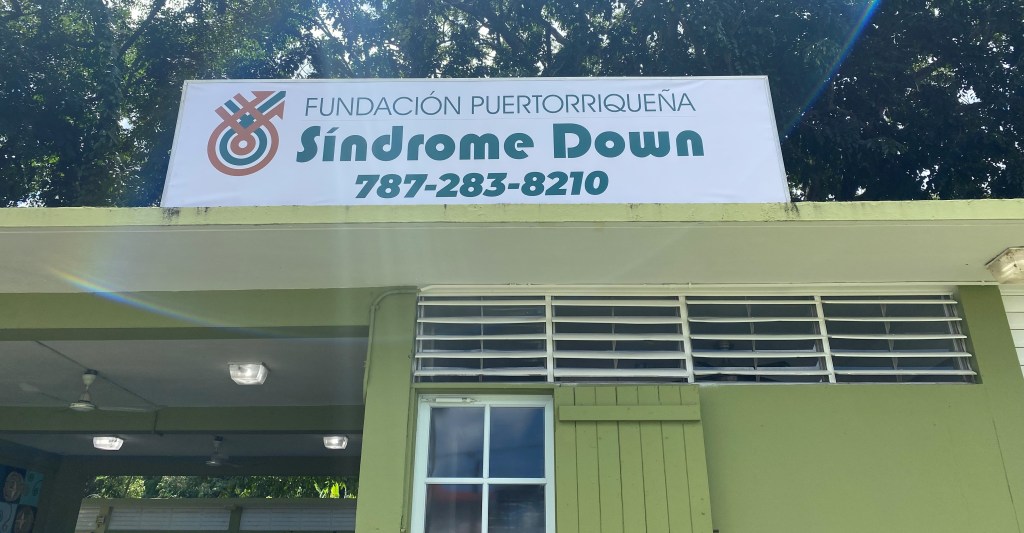 FPSD RECIBE DONACIÓN DE&nbsp;RÓTULOS