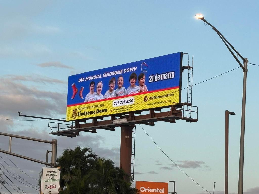 Participantes de la FPSD iluminan las calles de San Juan con sus rostros rumbo al Día Mundial del Síndrome&nbsp;Down
